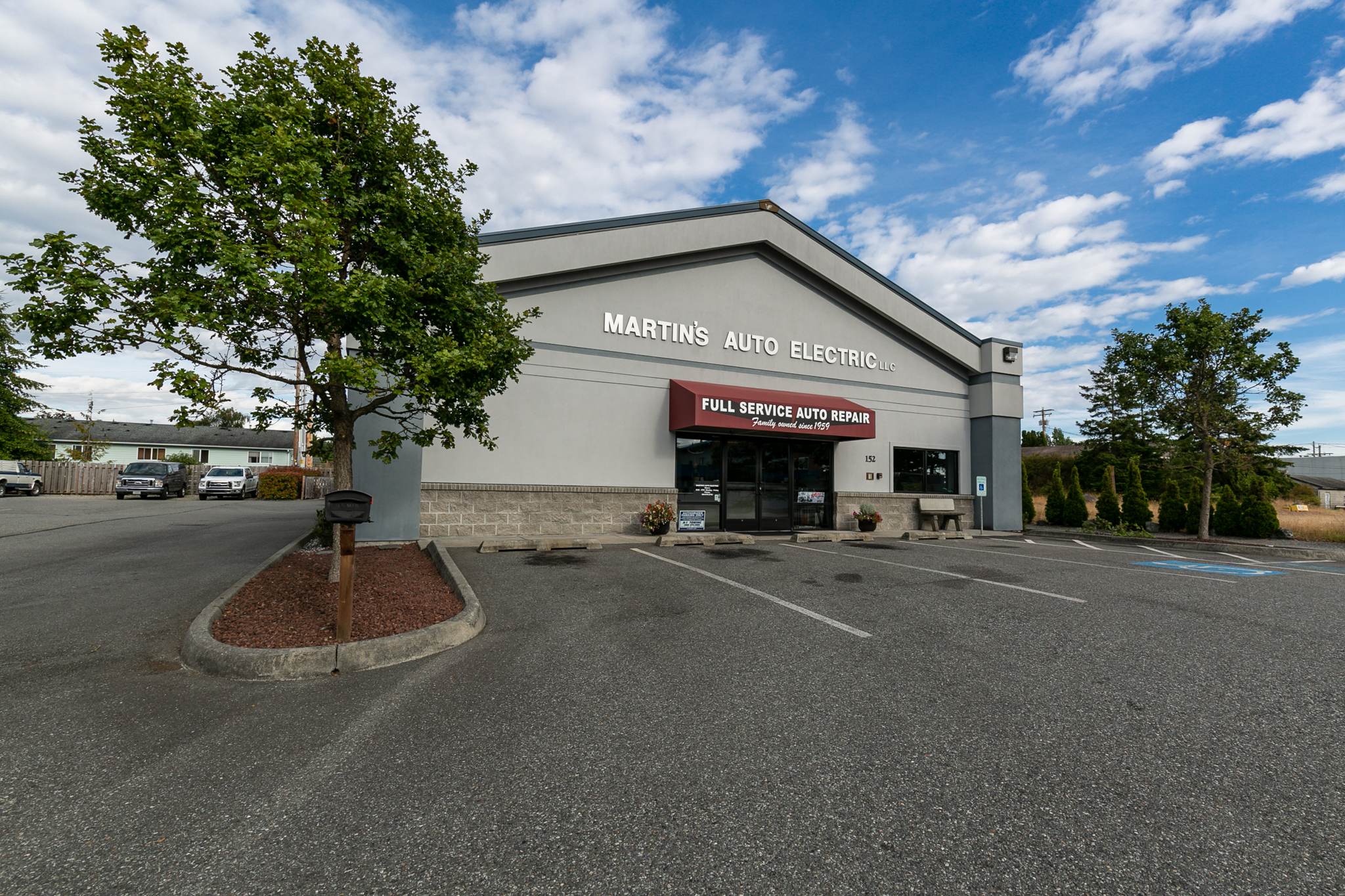 Martin's Auto-50